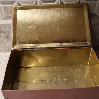 Vintage Gales Chocolate Co. Tin, Circa 1960's, Pink & Gold With