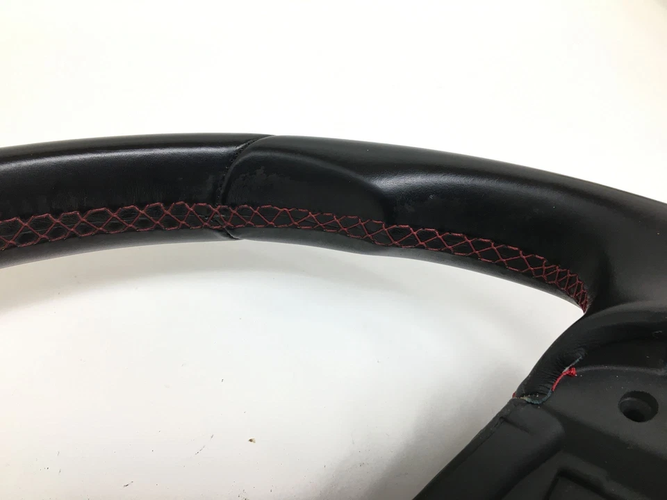 Volante Volkswagen GTI 2015-2021 transmisión manual OEM Foto 2 de 4