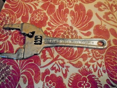 Convy GJ-0076 Straight Pipe Wrench 14\ Plumbing Wrench with Adjustable Jaw Convy GJ-0076 Straight Pipe Wrench 14\ Plumbing Wrench with Adjustable Jaw