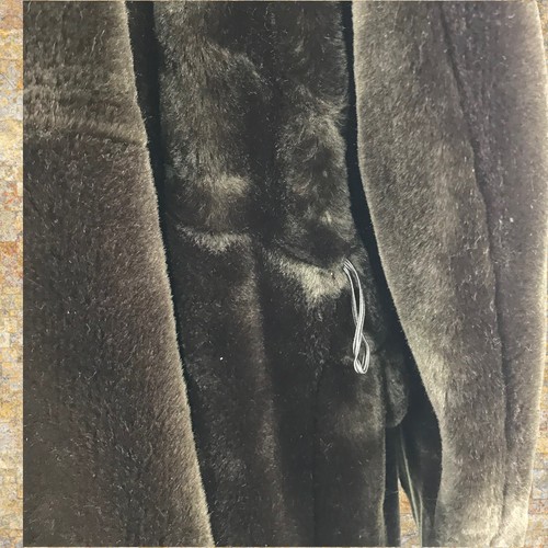 Tissavel Faux Fur Womens Heavy Coat Womens Bespoke Luxury Pile Acrylic Large - Picture 11 of 12