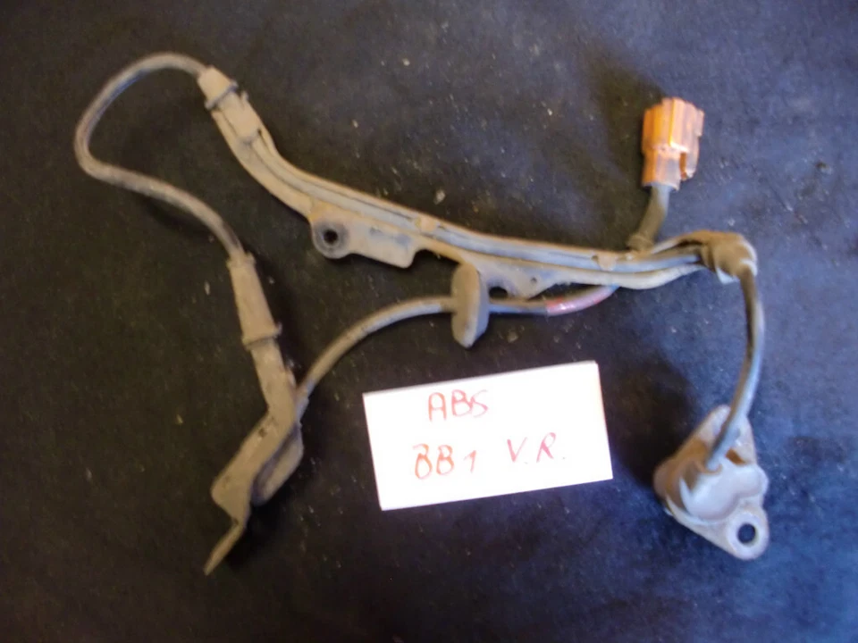 ABS Sensor vo. re. Honda Prelude BB1 BB2 BB3 Bj. 92-96 - Bild 1 von 1