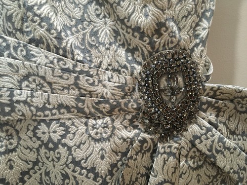 Kay unger new york size 6 one shoulder dress Jacquard gray gold Shimmer - Picture 4 of 8