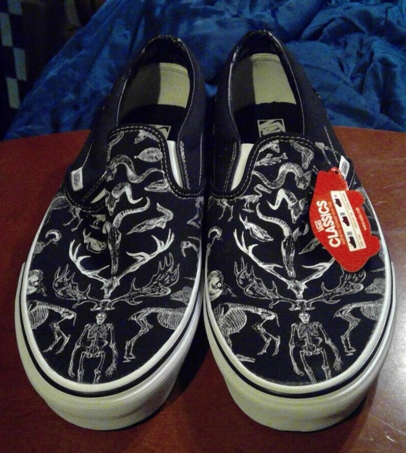 RARE Vans ZOOLOGICAL Classic SLIP-ON BLACK/True White Canvas Shoes