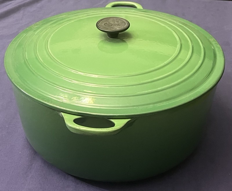 Le Creuset #34 Enameled Cast Iron Dutch Oven 13.25 Qt (Green)