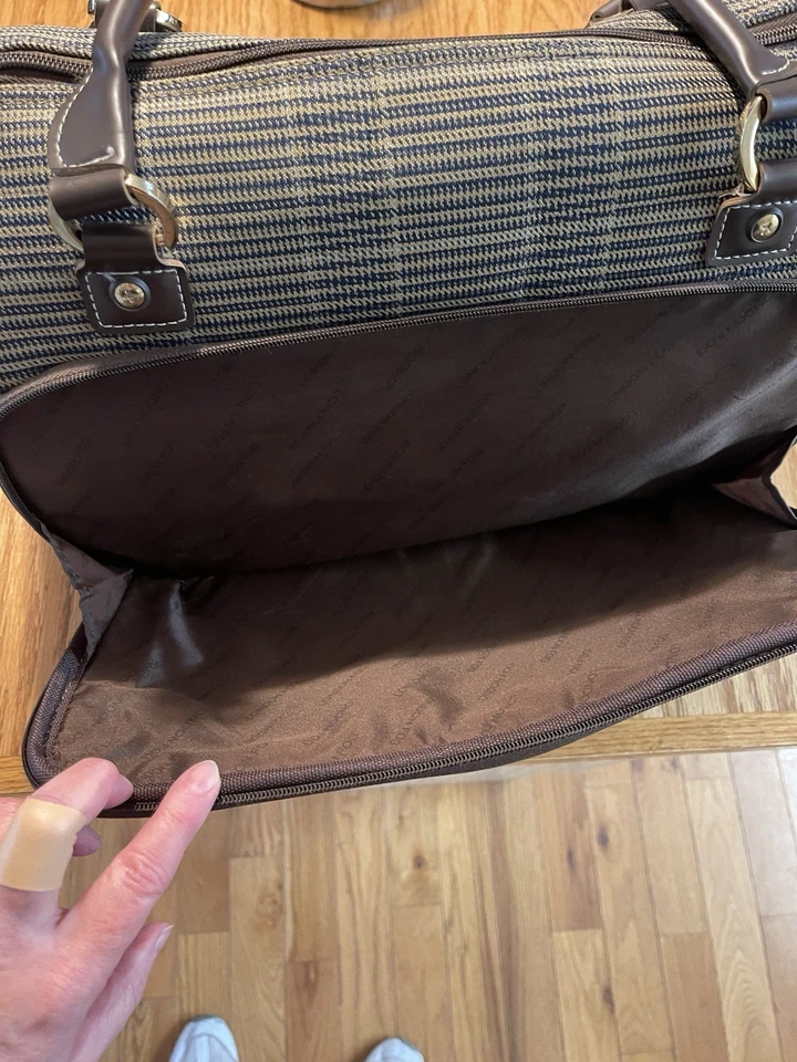 Bolsa de equipaje de viaje London Fog 18" debajo del asiento colección Westminster #7700 Foto 3 de 4