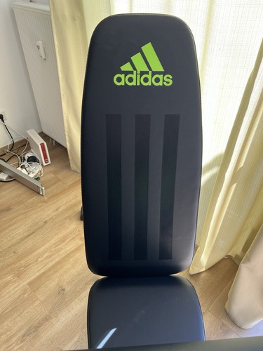 Adidas „Unbenutzte“Performance Trainingsbank mit Curlpult und Beincurler - Bild 3 von 6