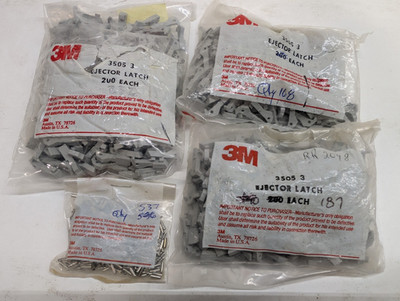 Lot 500+ Sets 3M 3505-3 Long Ejector Latches w/ Pins for 3000 Series Headers NOS