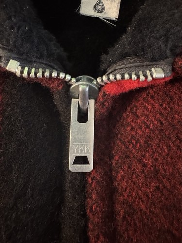 Vintage Woolrich Plaid Full Zip Up Jacket Size M Red Black Heavy Outdoors #16010 - Picture 11 of 11