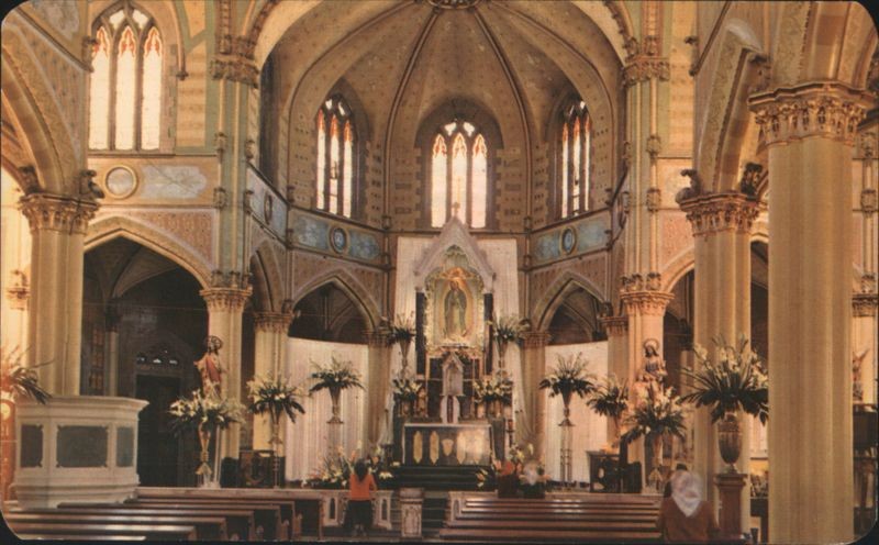 Interior Santuario de Guadalupe, Saltillo, México 1963 Sra. Jack Marshall, Gainesvi
