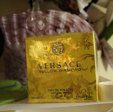 Versace Yellow Diamond Perfume 1.7 oz 50 ml Edt Spray for Women New, Sealed