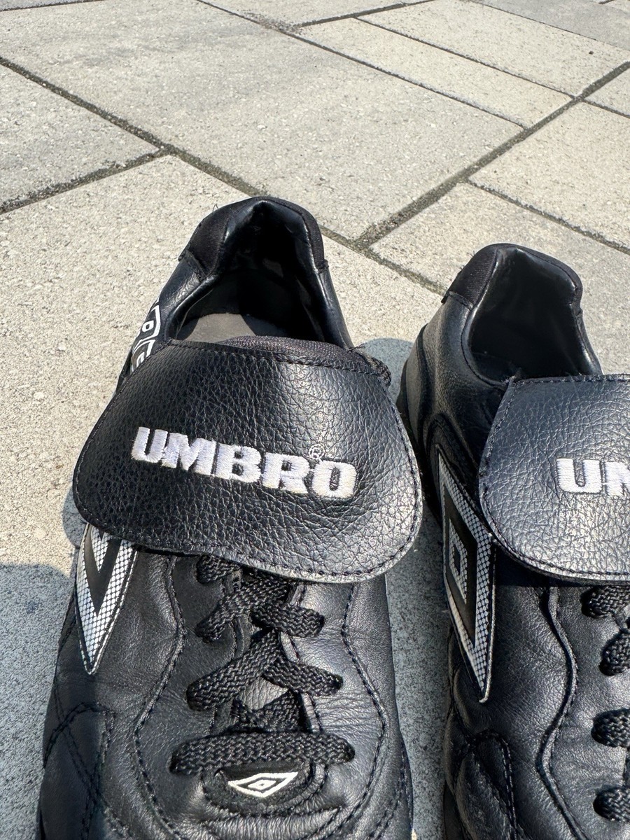 Vintage 90s Umbro Indoor Soccer Shoes Black White Speciali Pro