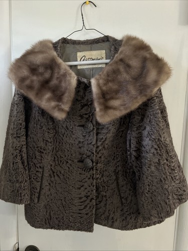 Vintage Gassmans Chicago jacket& Fur Collar