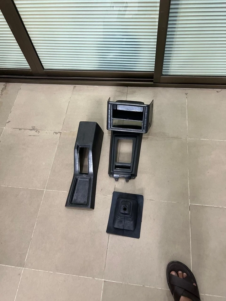 Toyota Corolla 1976 – 1979 Center Console Fits Te31-Ke30-Ke35-ke37-ke55 - Image 2 of 4