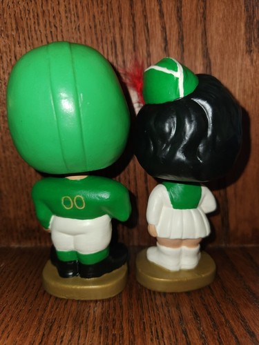 Philadelphia Eagles Football Kissing Nodders Bobblehead 1962 - Picture 4 of 10