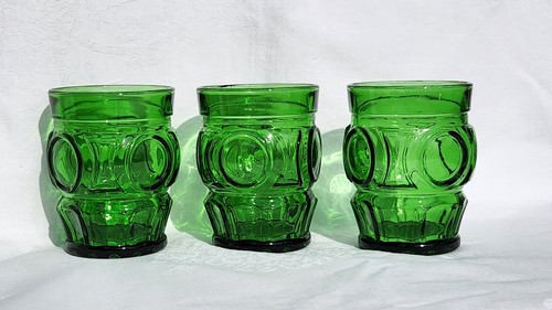 3 Vintage Wheaton Emerald Green Glass Bullseye 10 oz. Juice Tumblers 4" high - Picture 2 of 6