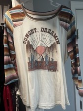 Women  s Ariat  Sunset dreamin  Tshirt Large