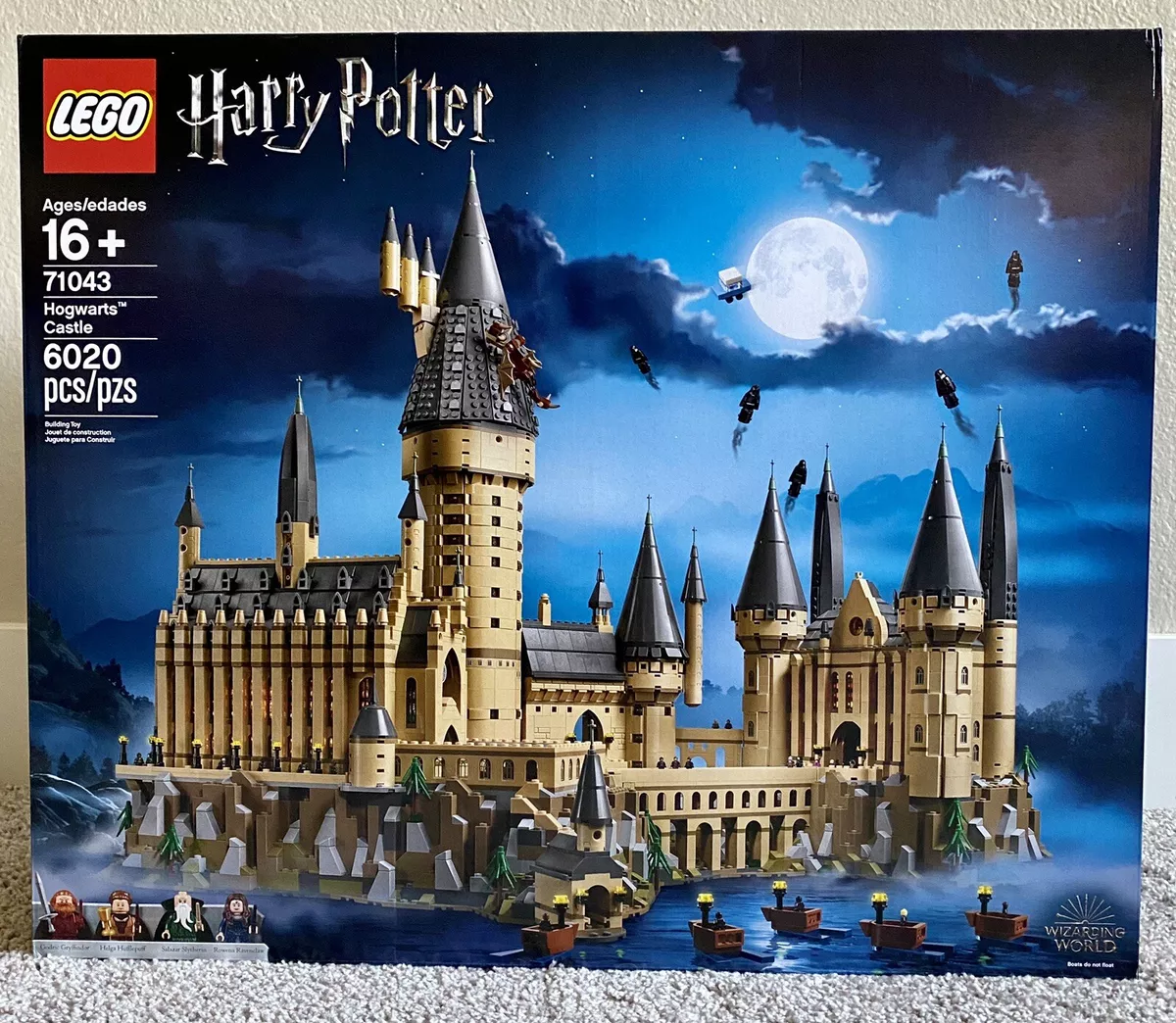 Lego Harry Potter Hogwarts Castle Set (71043) NIB LIMITED EDITION