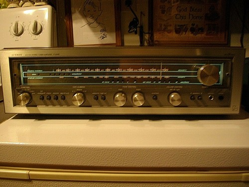 Vintage Luxman AM/FM Stereo Tuner Amplifier R-3045 Great Working Condition L@@K!