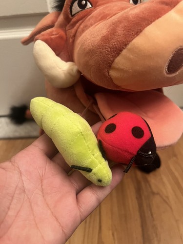 Disney Store 14" Pumbaa The Lion King Large Plush With Grub Bugs - Picture 4 of 7