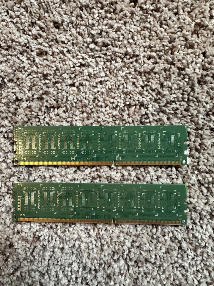 ADATA 8GB (2x4GB) DDR3 AD3U1600W4G11-B 1600(11) 4GX8 U-DIMM #R617 - Image 2 of 2