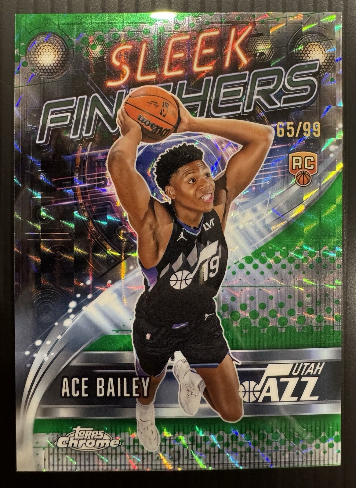 2025 Topps Chrome - Ace Bailey Rookie Green Refractor Sleek Finishers(65/99)