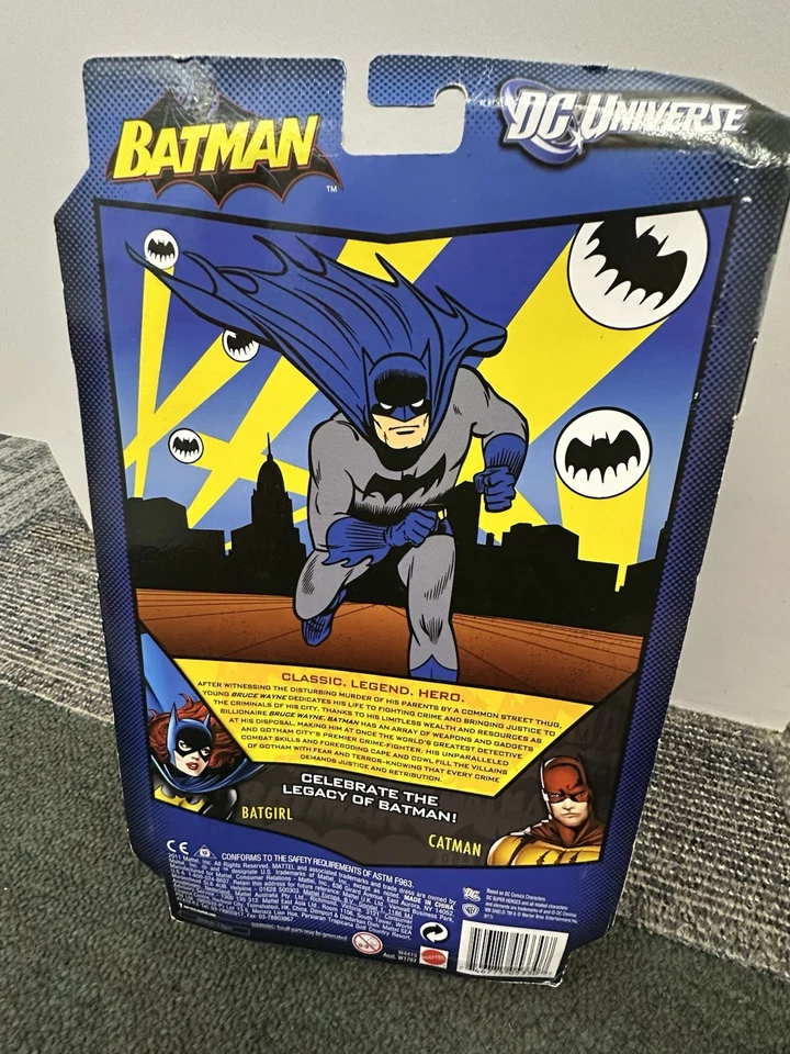 Batman y Batman 2011 DC Universe Legacy Edition Golden Age exclusivo de Kmart nuevo en caja Foto 3 de 4