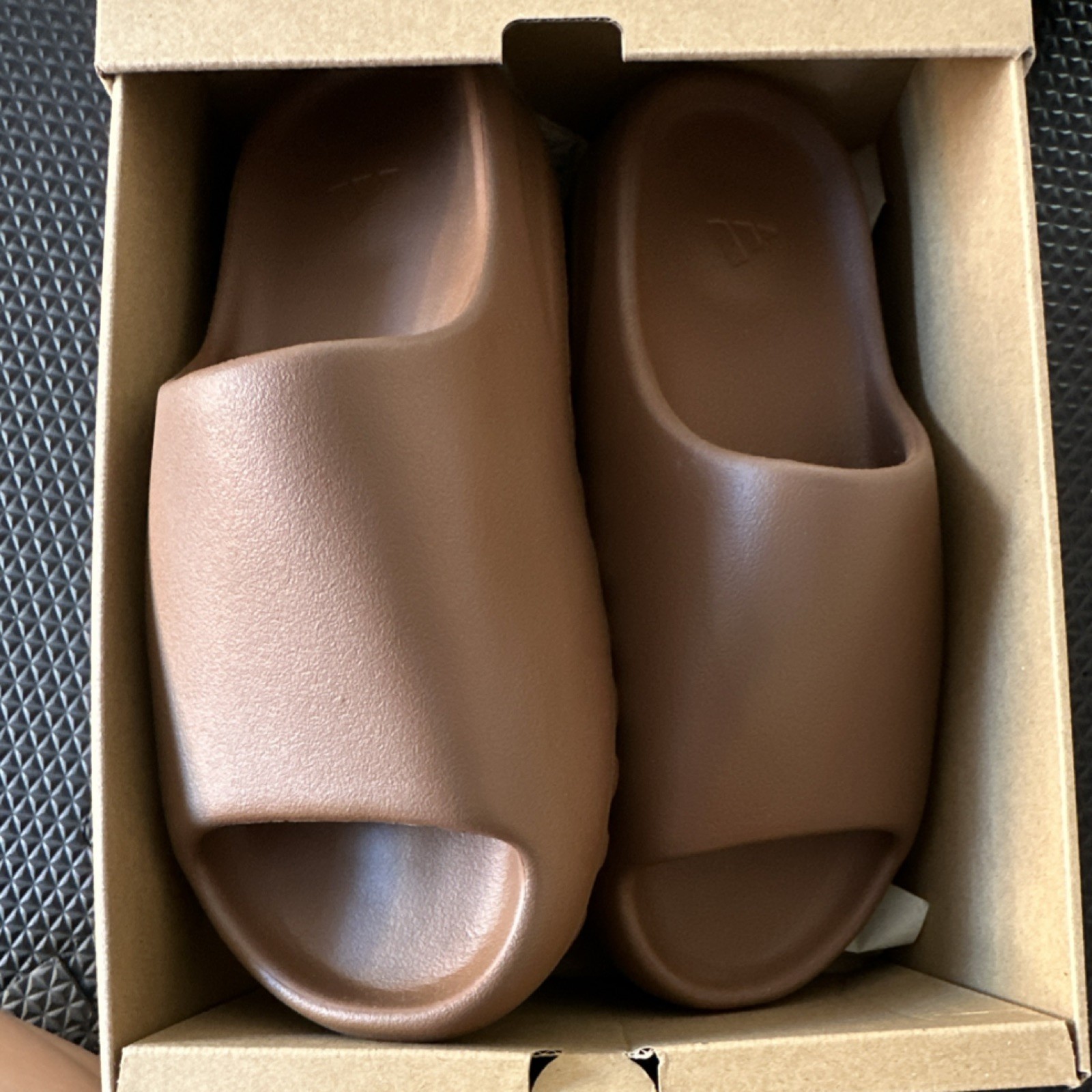 adidas Yeezy Slide Flax Men's Sandal US 10 FZ5896 Comfort Casual Outdoor