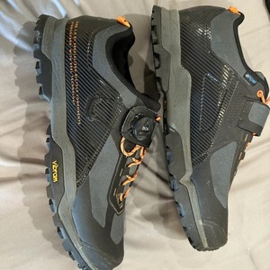 Rime 2.0 By Specialized Bicycle Components Hydroguard With Xpel Technology 13.75