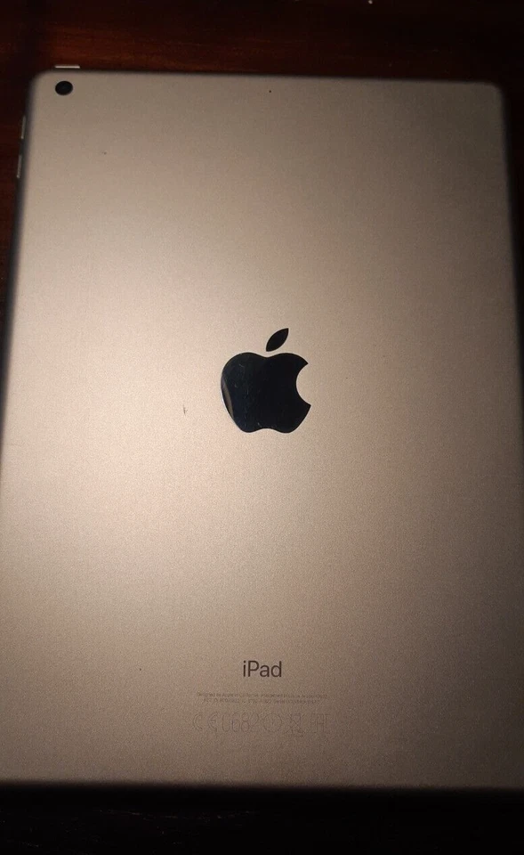 Apple iPad 9a Gen. 64GB, Wi-Fi, 10,2" - Grigio siderale - Immagine 2 di 2