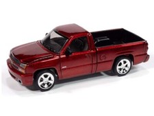 2005 Chevy Silverado SS Custom Diecast 1:64 Scale Model - Auto World AWSP190B