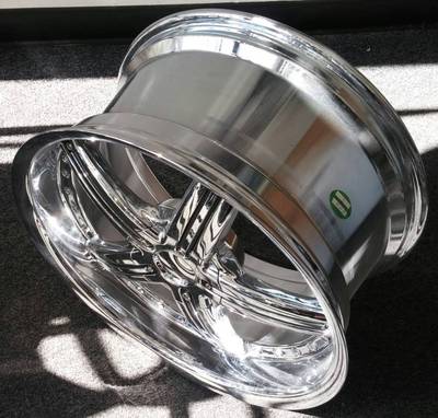 single) 20x10 Zenetti Legacy Chrome w/Black Inserts 5x114/115 ? +