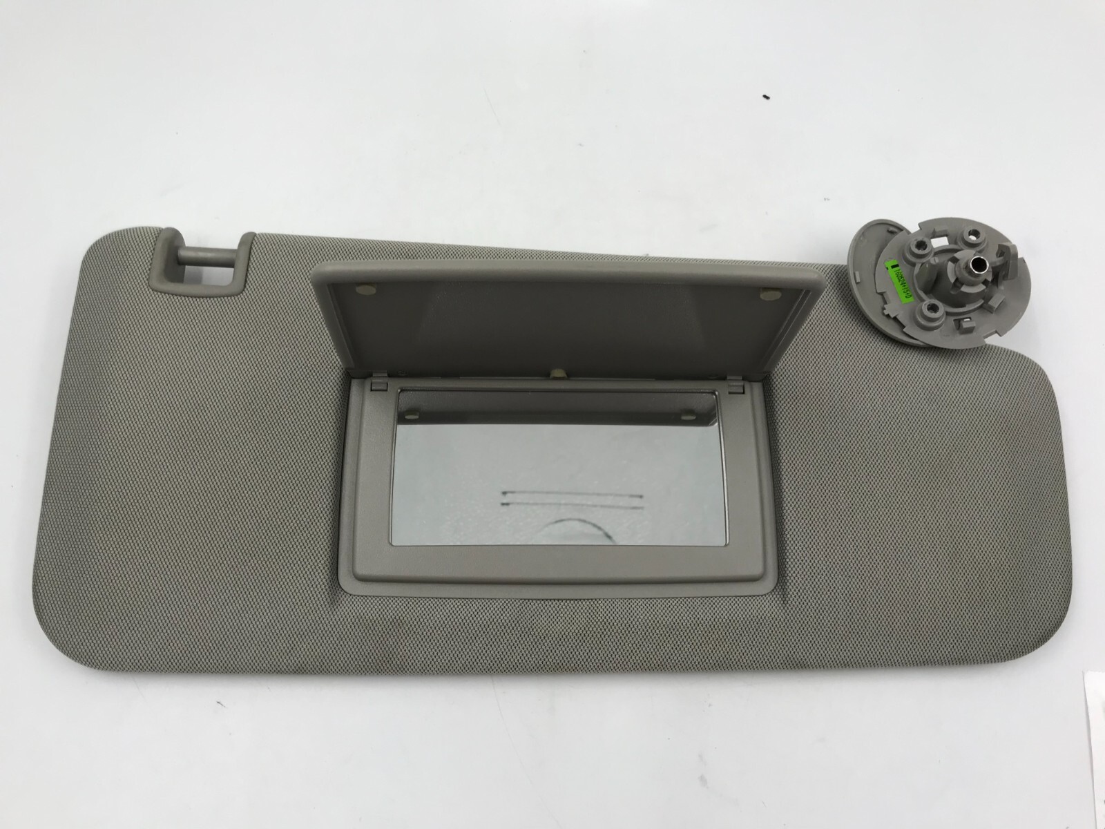 2015-2016 Chevy Trax Passenger Sun Visor Gray OEM SV0875