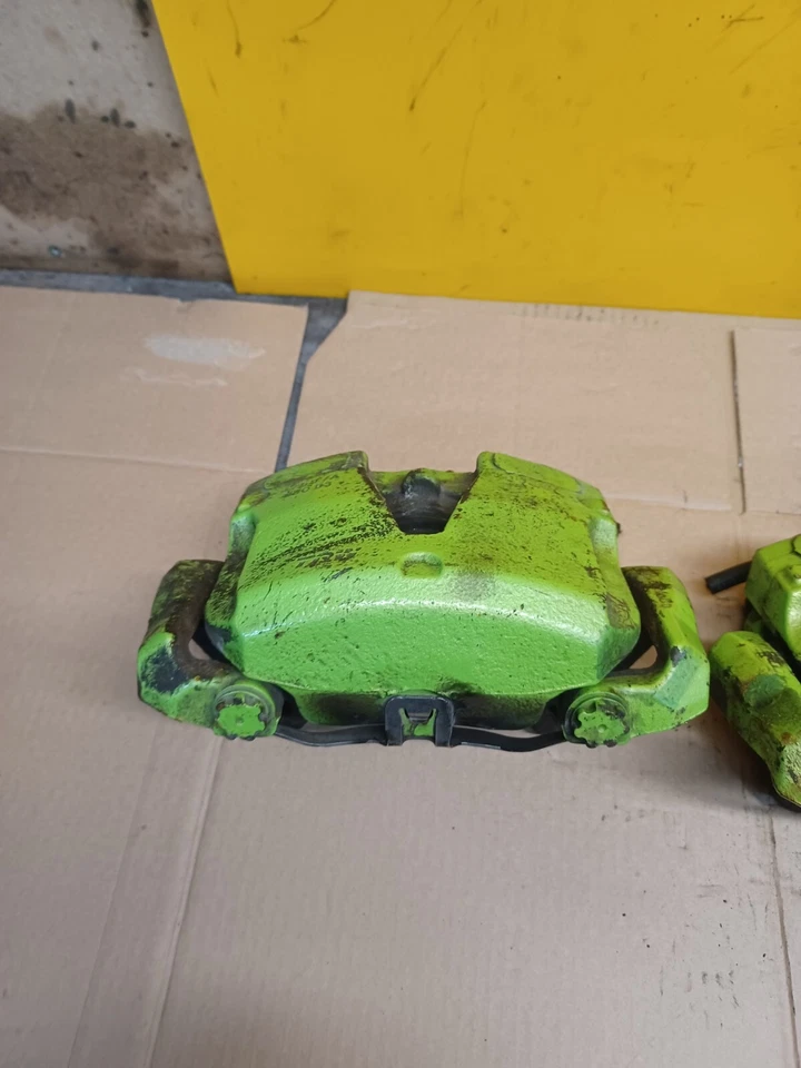 2010 FORD FOCUS RS 2.5 PETROL  FRONT BRAKE CALIPERS RH LH - Image 3 of 4