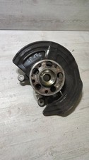 Mercedes-Benz A W176 2017 Vorne links Radnabe Vorderrad A2464210720 Diesel 80kW