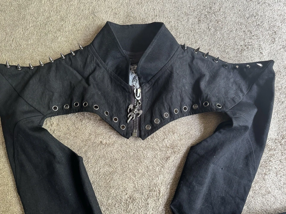 Bolero Punk Rave Atreides Hombros puntiagudos con púas Gótico Encogerse de hombros Negro XS Foto 3 de 4