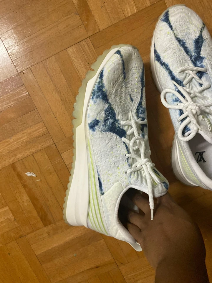 Zapatilla Louis Vuitton Estampada Talla 10 Usada Excelente Estado Foto 4 de 4