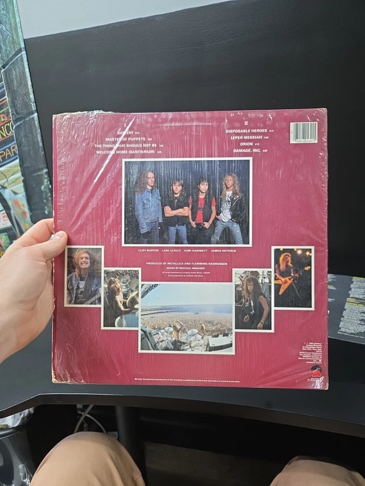 Metallica Master Of Puppets Lp Vinyl 1986 1st Press Shrink/Sticker/Inserts VG+ - Image 3 of 4