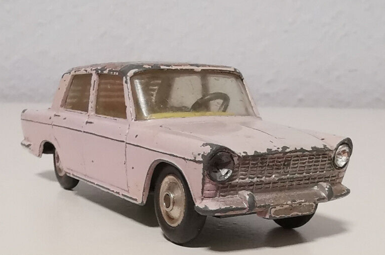 Corgi - 1:43 - Fiat 2100 corgi toys reff 232 - In de Corgi - 1:43 - Fiat 2100 corgi toys reff 232 - In de