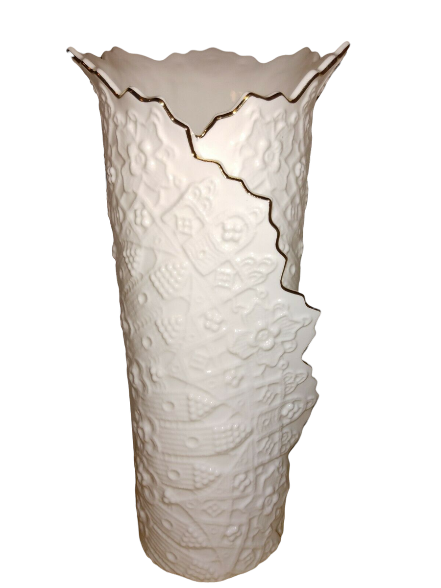 Vintage Mid Century Ruffled Porcelain Flower Vase Floral & House