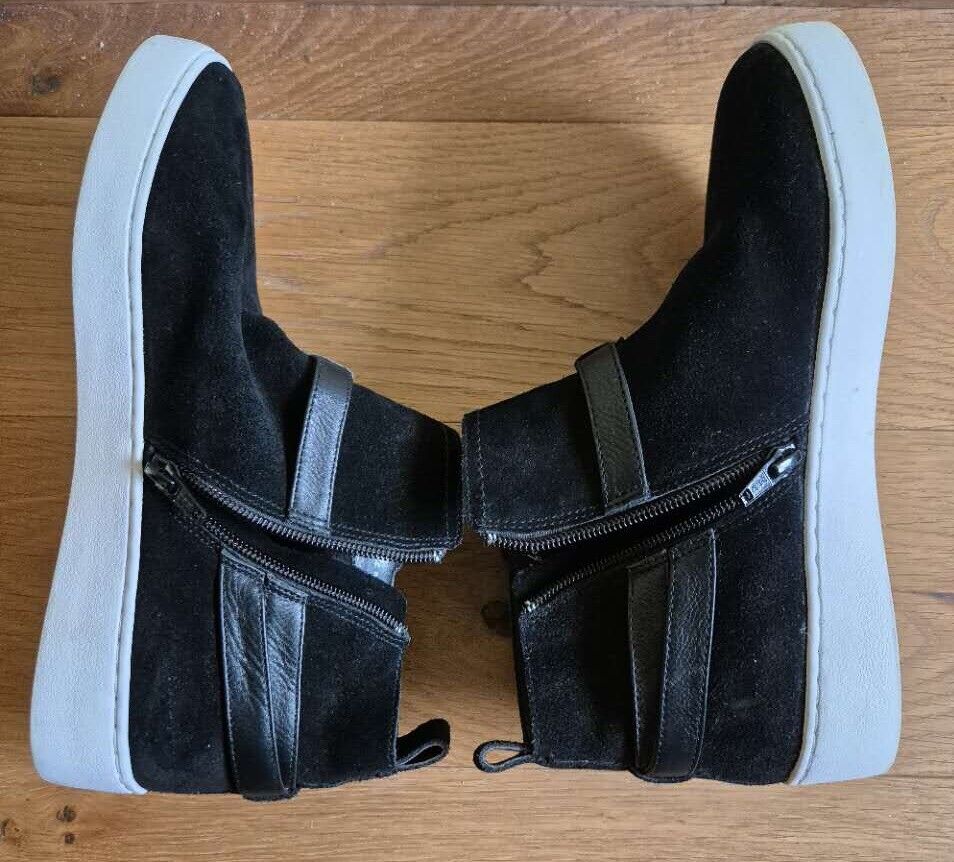 Vionic Splendid Mitzi Black Suede Ankle Boots With Arch Support