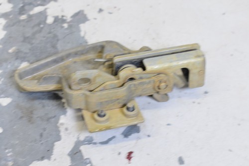 2018 Polaris RZR XP Turbo Right Door Latch Assembly 2637287 Right Door Handle - Picture 5 of 5