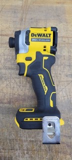 DEWALT 20V MAX 1/4 in. 3 Speed Brushless Impact Driver DCF850 TOOL ONLY USED