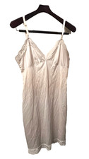 VINTAGE SEARS IVORY NYLON LACE TRIM FULL SLIP WOMEN'S SIZE 36 AVERAGE