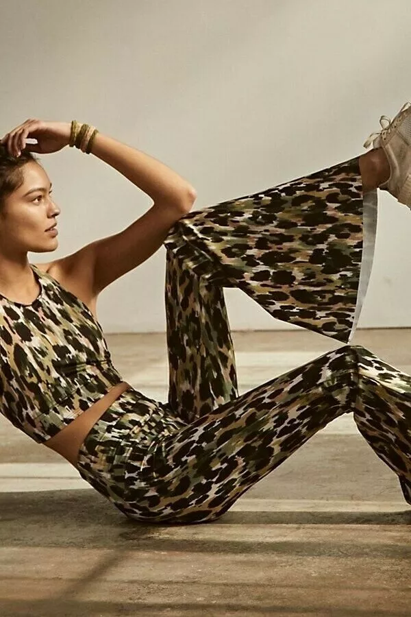 Flared gym leggings sales