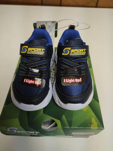 SPORT BY SCKETCHERS BLUE LIGHT UP BOYS SHOES SIZE 12 US