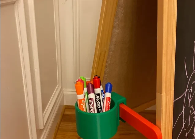 Accesorio de taza caballete para niños Ikea Foto 2 de 3