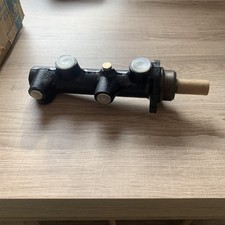 Audi 100 Ls Brake Master Cylinder 1970/73 Nos...