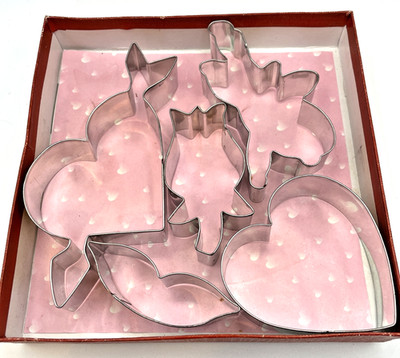 Vintage Cookie Cutters Valentine s Day Set Of 5 Fox Run Metal