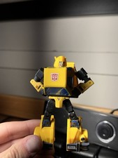 Transformers Studio series 86 (SS86) Bumblebee with Toyhax labels
