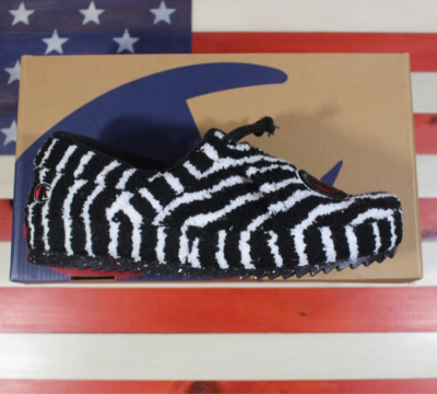 Champion University Waves Mens Comfort Slippers Tiger Black/White CPS10832M  $65